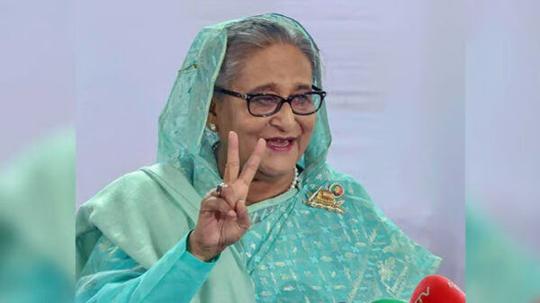 নিরঙ্কুশ সংখ্যাগরিষ্ঠতা পেয়ে ক্ষমতায় আ' লীগ