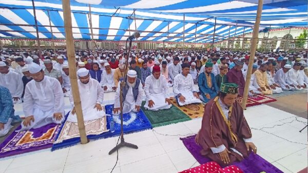 সৌদির সঙ্গে মিল রেখে দেশের যেসব জেলায় পালিত হচ্ছে ঈদ